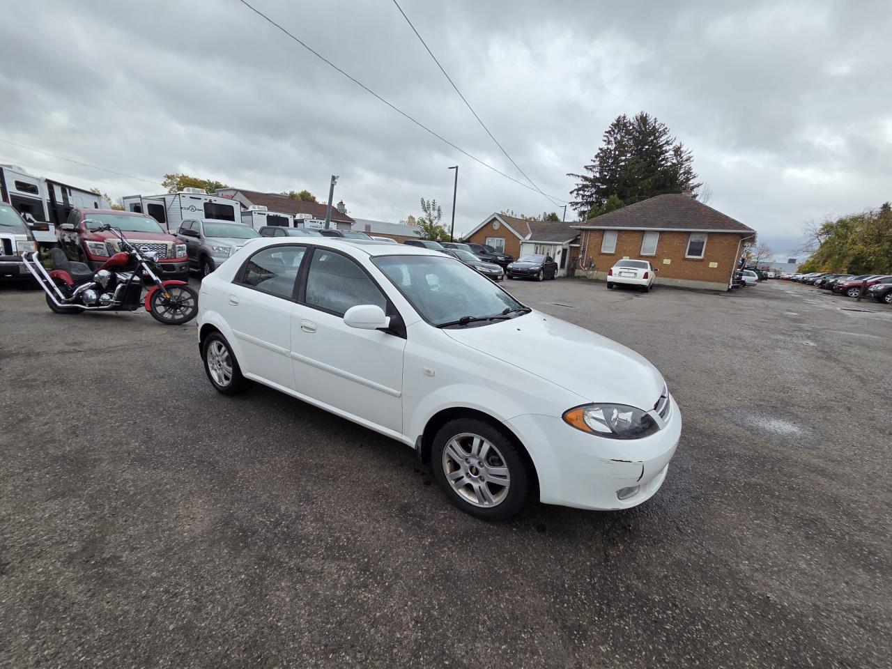 2006 Chevrolet Optra5 LT, HATCH, AUTO, LOW KMS, ONLY 44,000KMS, CERT - Photo #7