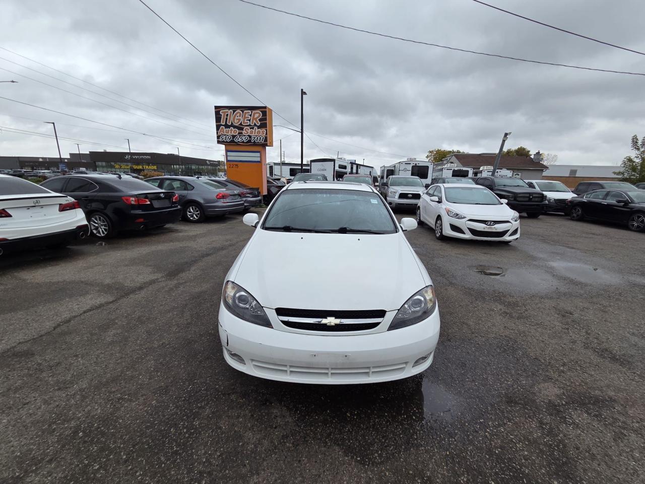 2006 Chevrolet Optra5 LT, HATCH, AUTO, LOW KMS, ONLY 44,000KMS, CERT - Photo #8