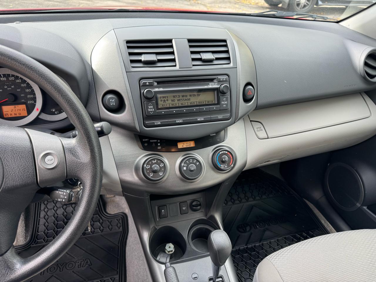 2012 Toyota RAV4 BASE - Photo #11