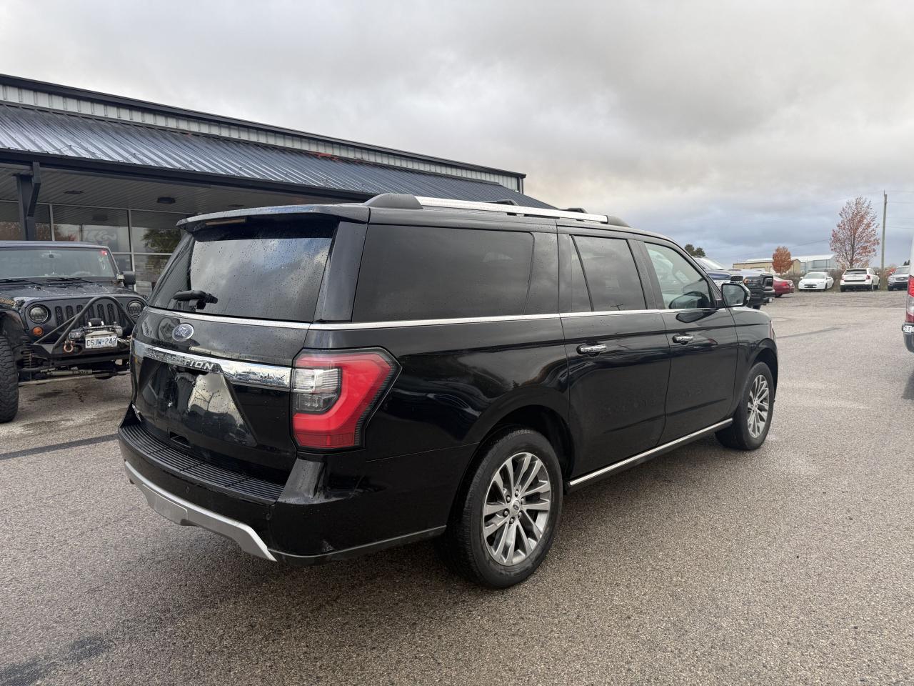 2018 Ford Expedition Limited MAX - Photo #3