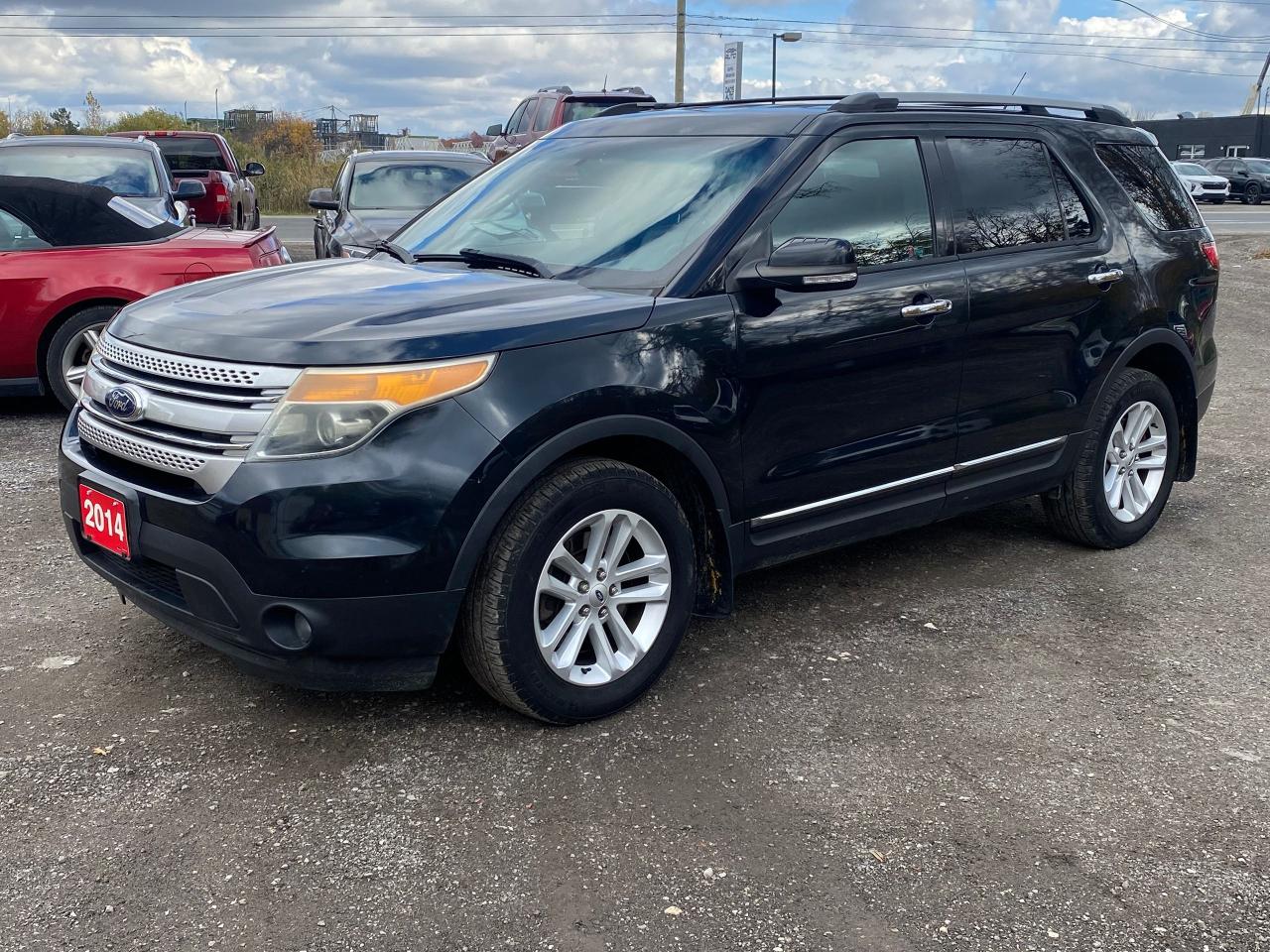 Used 2014 Ford Explorer XLT for sale in Stouffville, ON