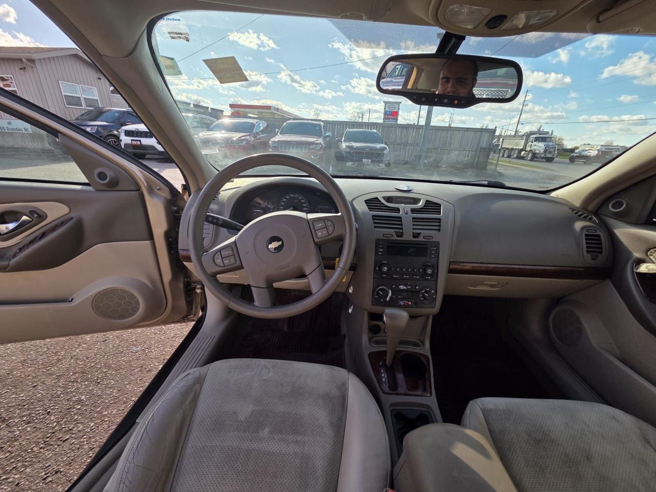 2004 Chevrolet Malibu LT, V6, ONLY AUTO, ONLY 172KMS, AS IS SPECIAL - Photo #9