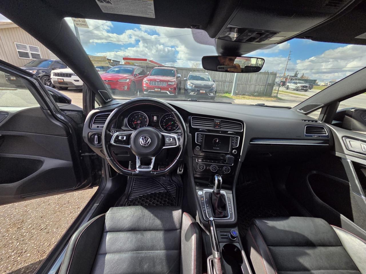 2017 Volkswagen GTI AUTOBAHN, LEATHER, AUTO, LOADED, AS IS SPECIAL - Photo #9