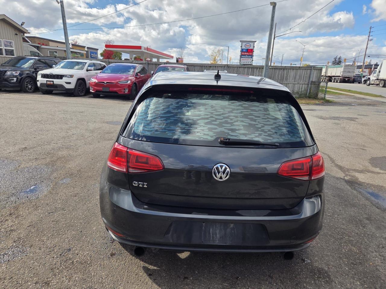 2017 Volkswagen GTI AUTOBAHN, LEATHER, AUTO, LOADED, AS IS SPECIAL - Photo #4