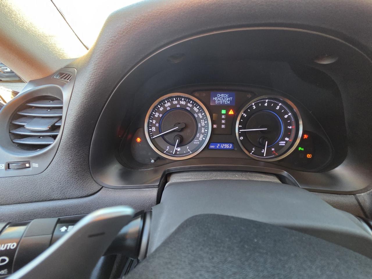 2011 Lexus IS 350 AWD, NAVI, LOADED, CERTIFIED - Photo #10