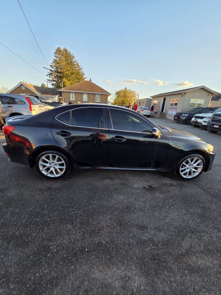 2011 Lexus IS 350 AWD, NAVI, LOADED, CERTIFIED - Photo #6