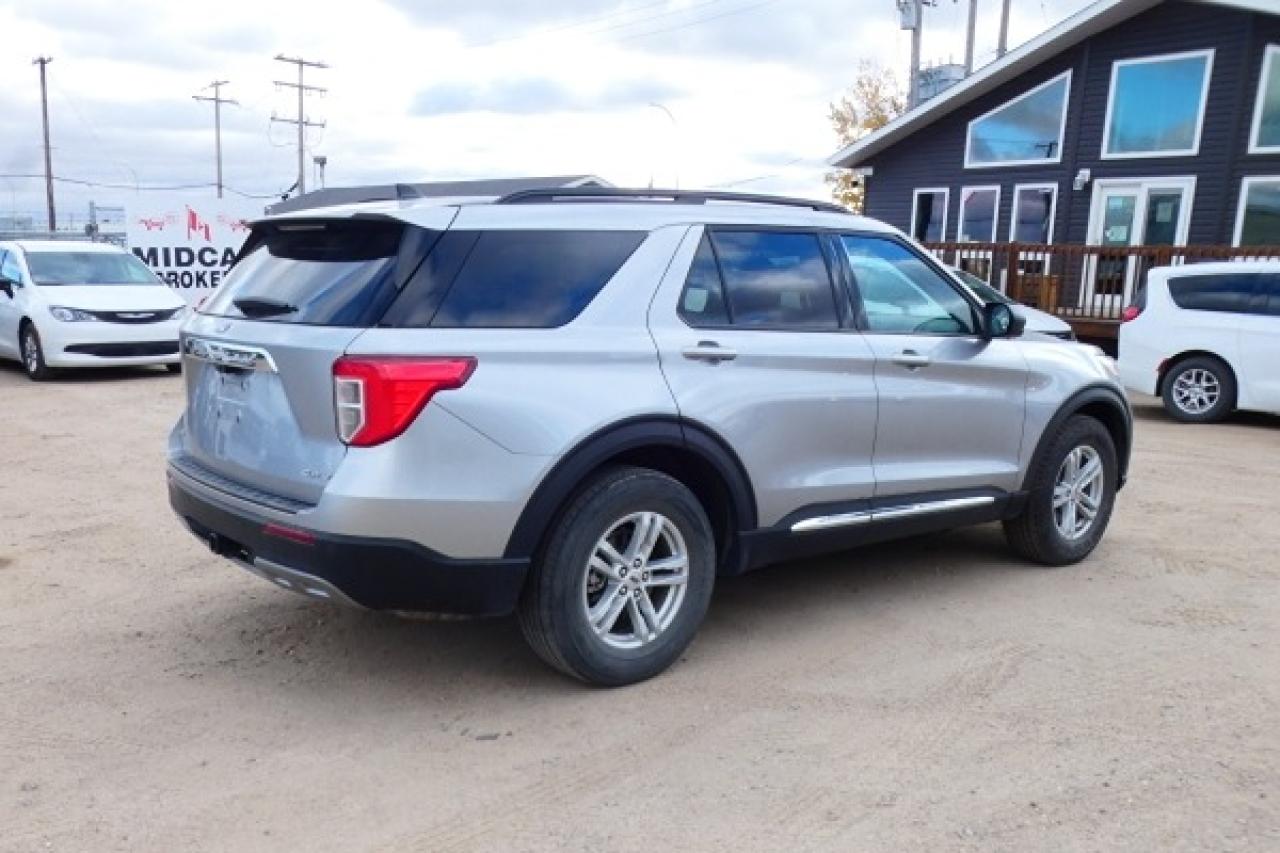 2024 Ford Explorer XLT 4WD w/Htd Leather, pano S/R, BUC - Photo #6