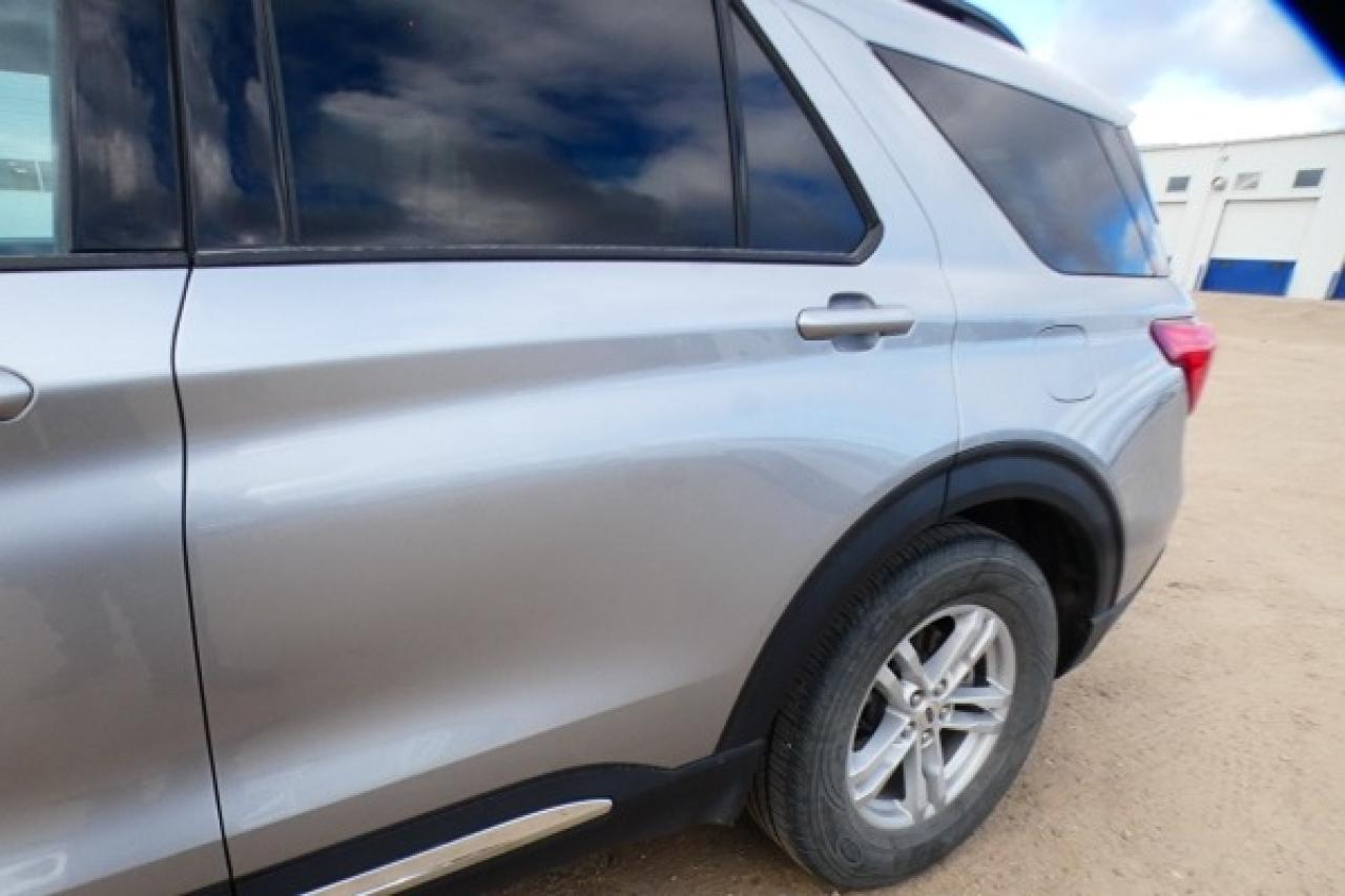 2024 Ford Explorer XLT 4WD w/Htd Leather, pano S/R, BUC - Photo #26