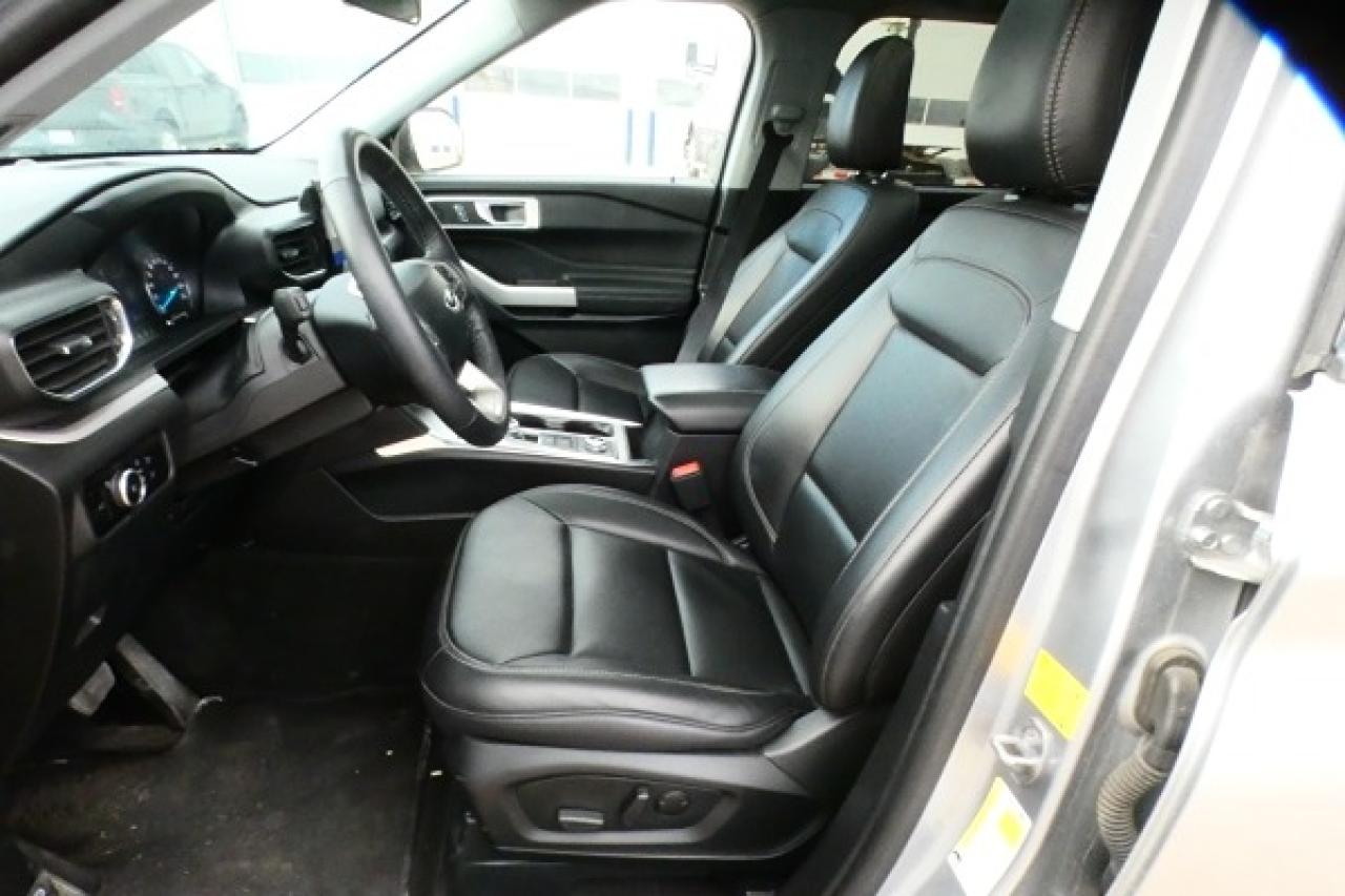 2024 Ford Explorer XLT 4WD w/Htd Leather, pano S/R, BUC - Photo #11