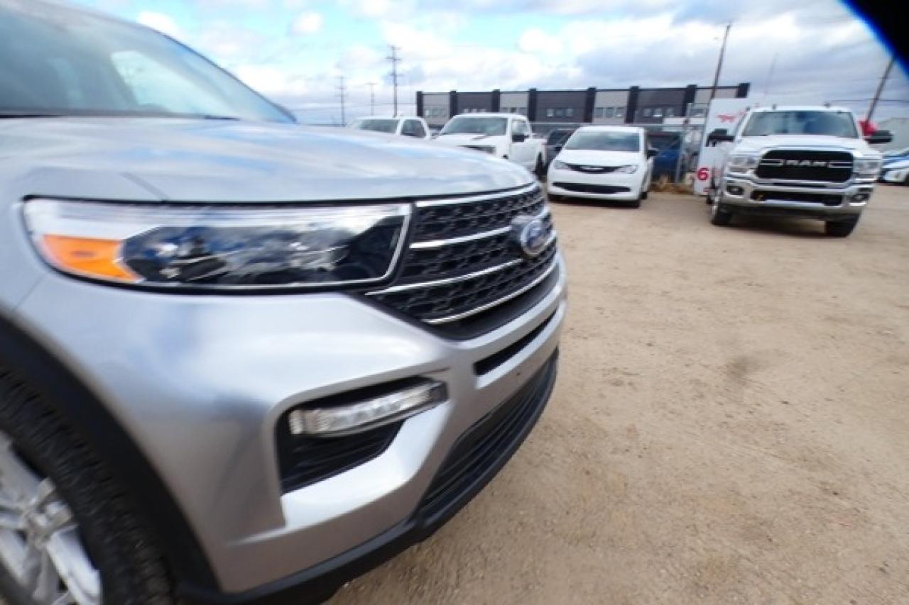 2024 Ford Explorer XLT 4WD w/Htd Leather, pano S/R, BUC - Photo #33