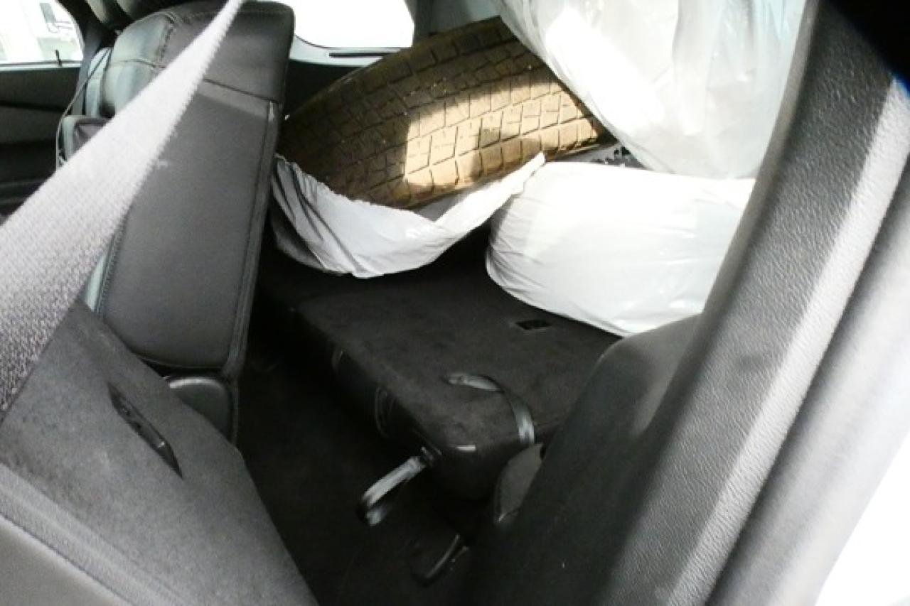 2024 Ford Explorer XLT 4WD w/Htd Leather, pano S/R, BUC - Photo #9