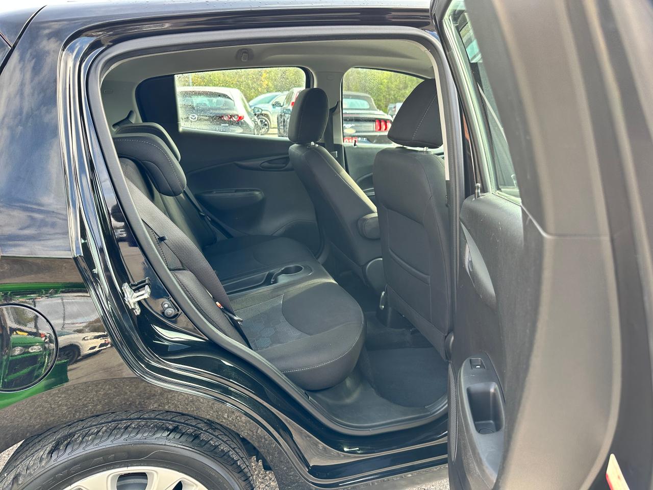 2018 Chevrolet Spark LT Cloth FM/XM A/C Bluetooth Backup Cam CarPlay Photo