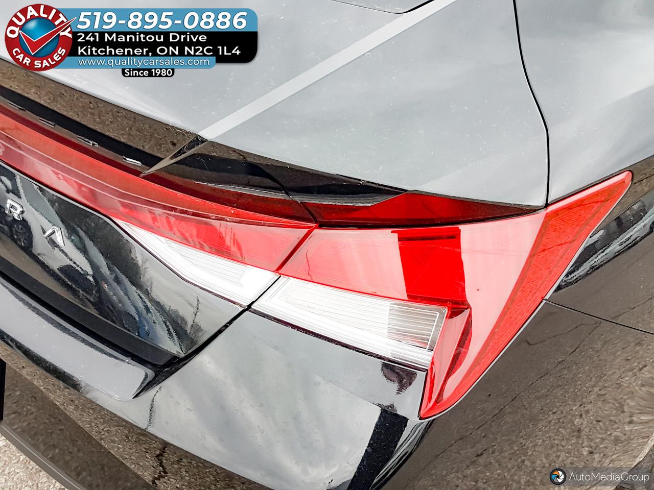2021 Hyundai Elantra Preferred *HEATED SEATS* Photo