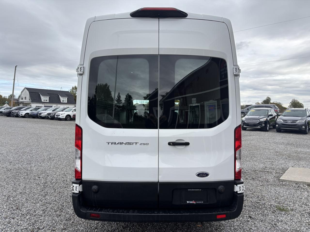 2019 Ford Transit T-250 148 EL Hi Rf 9070 GVWR FWD Photo3