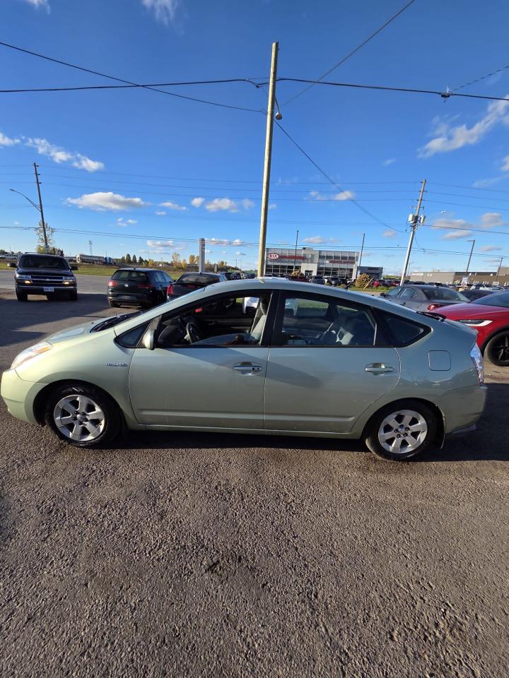 2009 Toyota Prius HYBRID, GREAT ON FUEL, RELIABLE, CERTIFIED - Photo #2