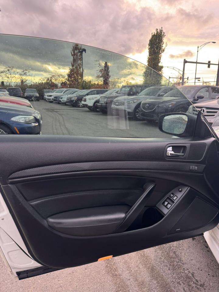 2011 Infiniti G37 X - Photo #7