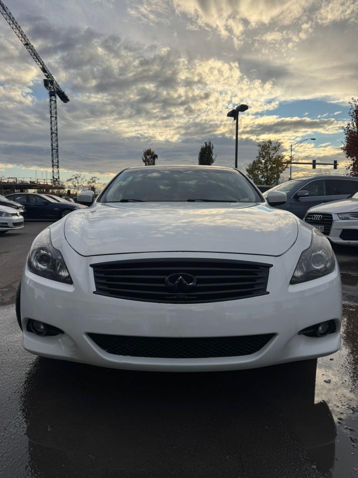 2011 Infiniti G37 X - Photo #3