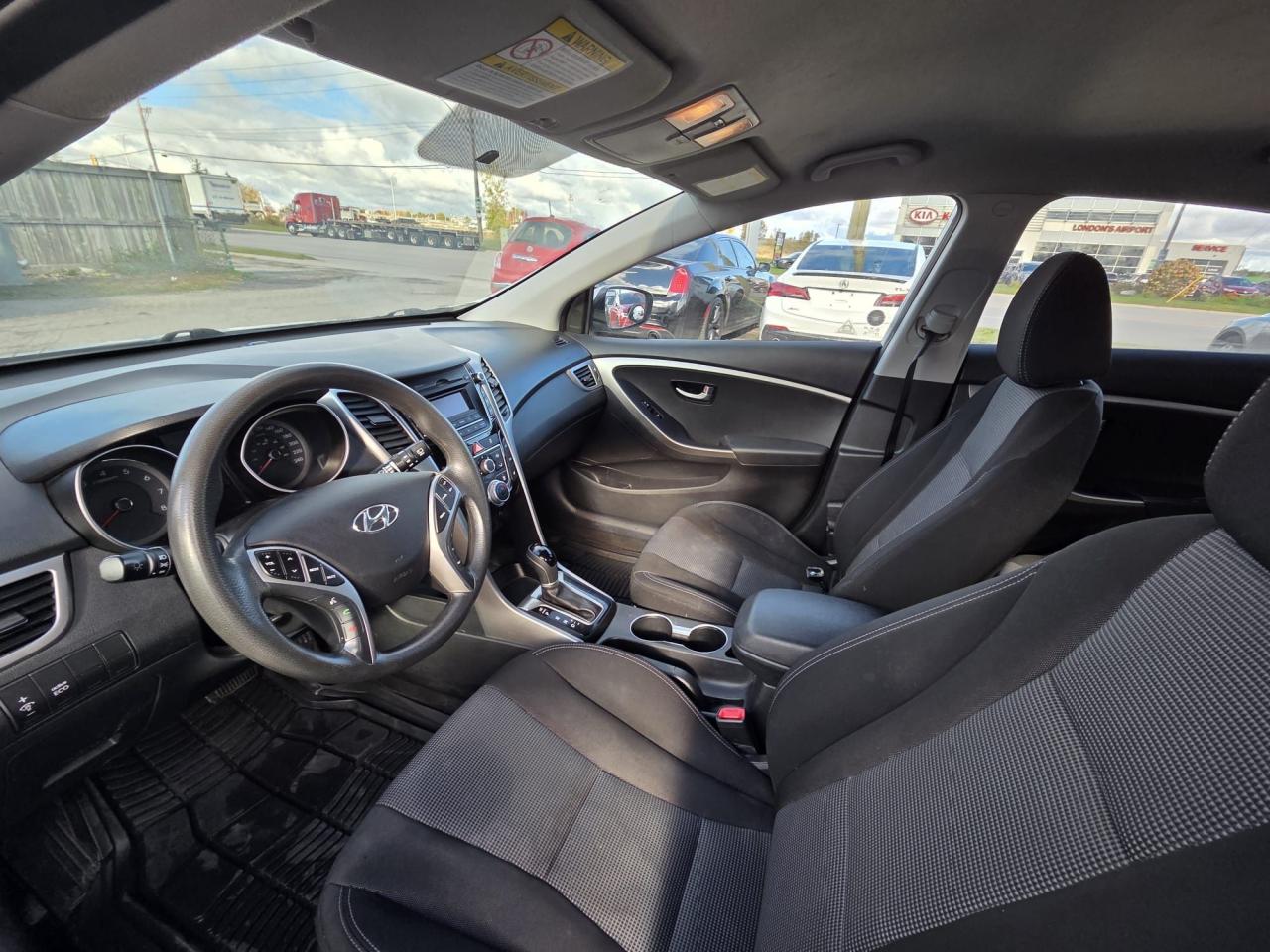 2013 Hyundai Elantra GT GL, AUTO, HATCH, 4 CYLINDER, AS IS SPECIAL - Photo #9