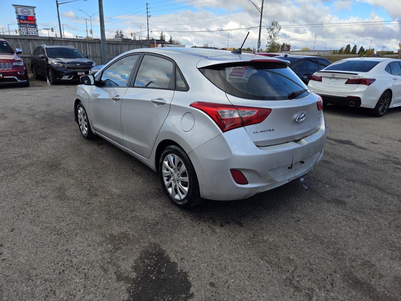 2013 Hyundai Elantra GT GL, AUTO, HATCH, 4 CYLINDER, AS IS SPECIAL - Photo #3