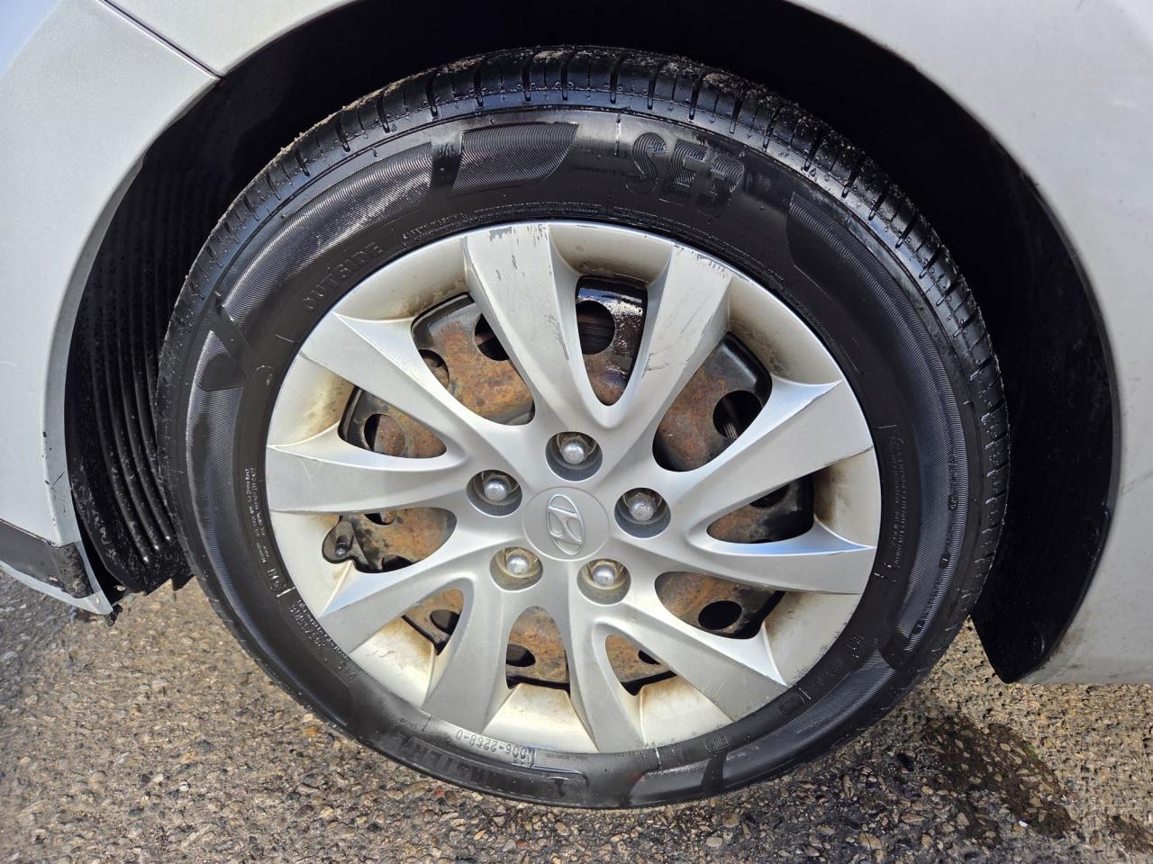 2013 Hyundai Elantra GT GL, AUTO, HATCH, 4 CYLINDER, AS IS SPECIAL - Photo #10
