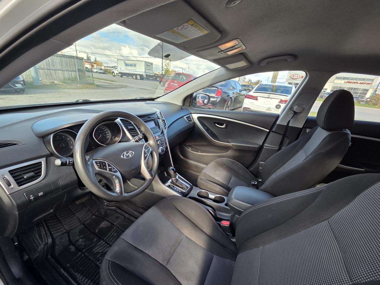 2013 Hyundai Elantra GT GL, AUTO, HATCH, 4 CYLINDER, AS IS SPECIAL - Photo #13