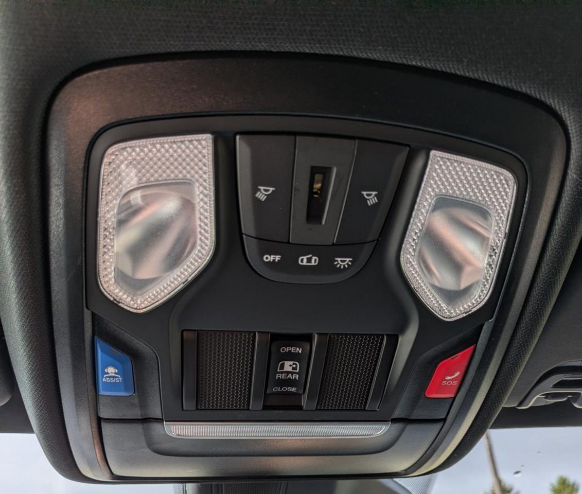 2025 RAM 1500 Warlock 4x4 Crew Cab 5'7" Box - Photo #13