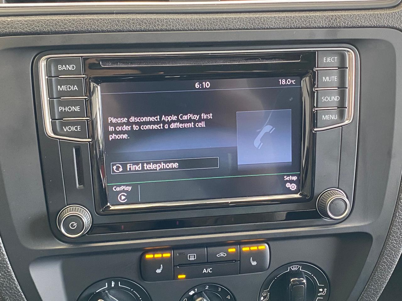 2017 Volkswagen Jetta Trendline+ApplePlay+Camera+CLEAN CARFAX Photo