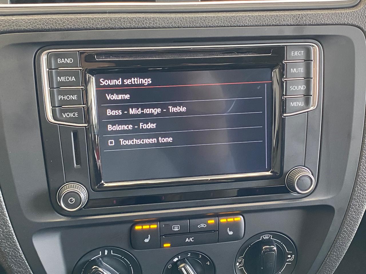 2017 Volkswagen Jetta Trendline+ApplePlay+Camera+CLEAN CARFAX Photo