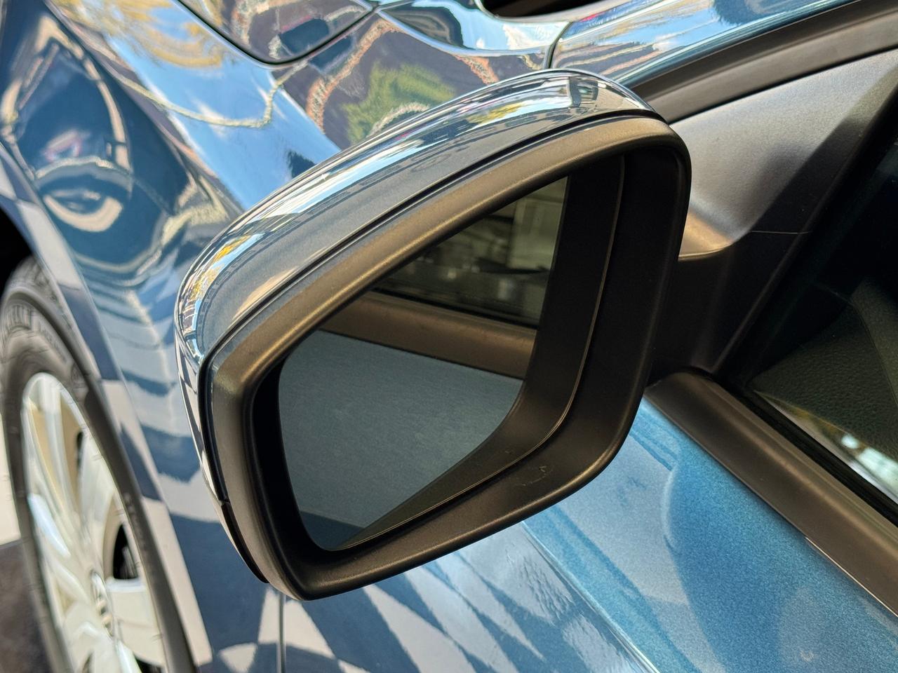 2017 Volkswagen Jetta Trendline+ApplePlay+Camera+Heated Seats+A/C Photo