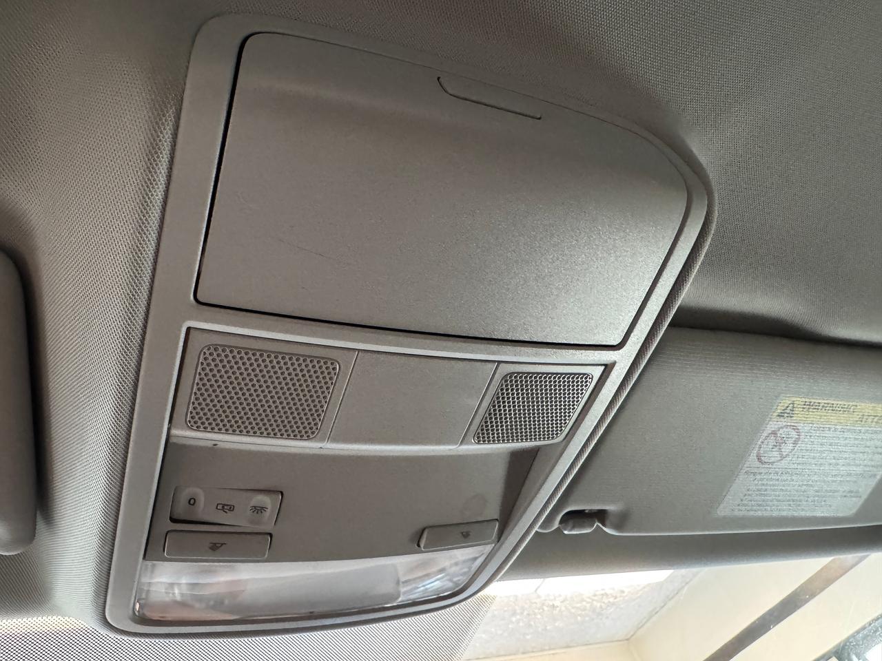 2017 Volkswagen Jetta Trendline+ApplePlay+Camera+Heated Seats+A/C Photo