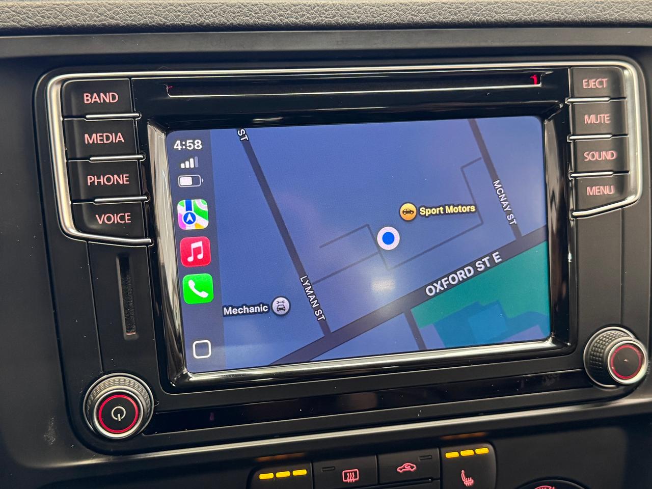 2017 Volkswagen Jetta Trendline+ApplePlay+Camera+Heated Seats+A/C Photo