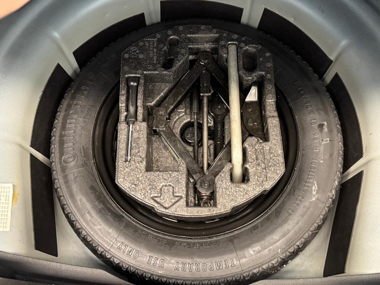 2017 Volkswagen Jetta Trendline+ApplePlay+Camera+Heated Seats+A/C Photo