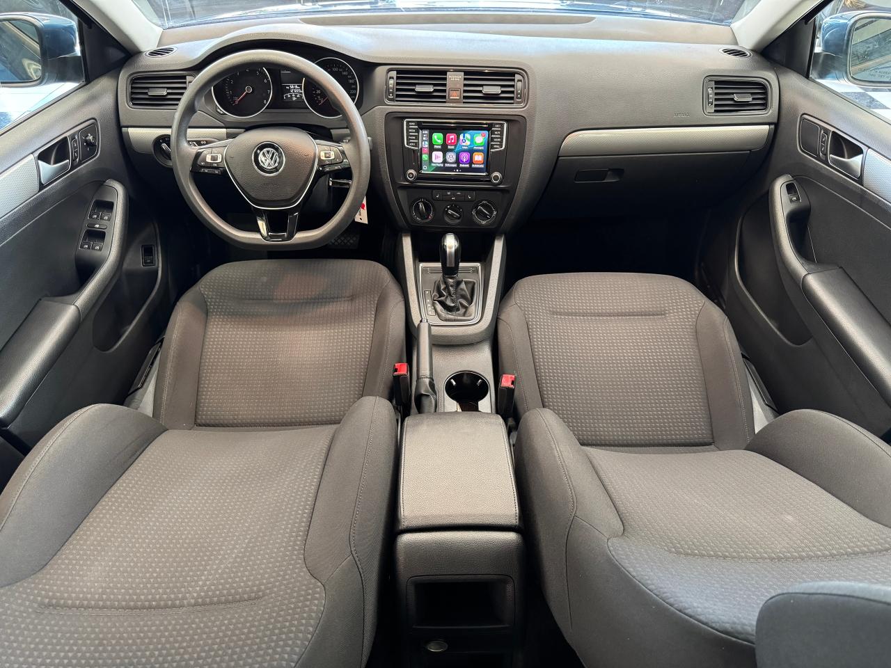 2017 Volkswagen Jetta Trendline+ApplePlay+Camera+Heated Seats+A/C Photo2