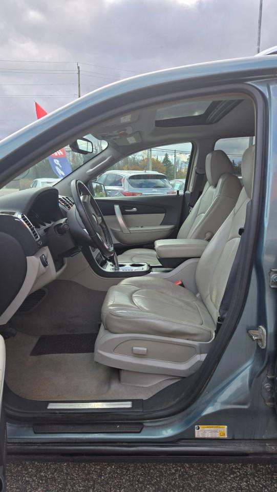 2009 GMC Acadia SLT1 - Photo #13