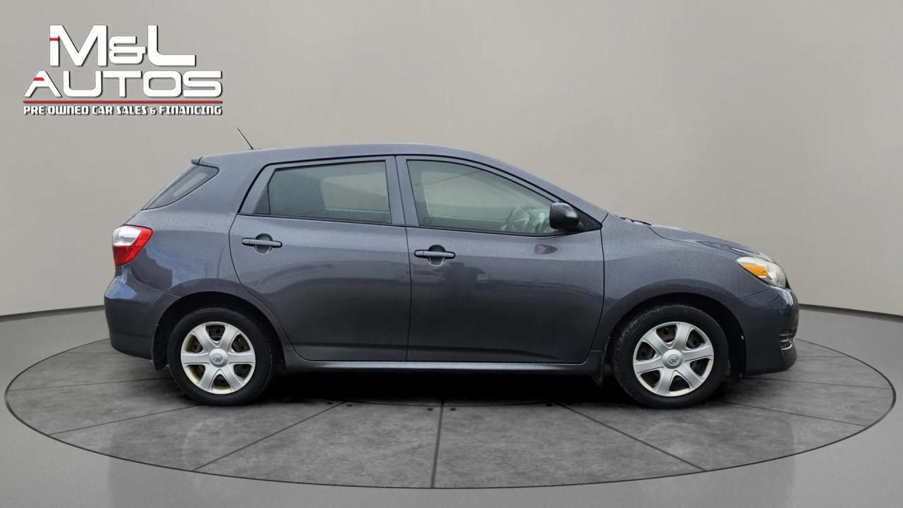 2009 Toyota Matrix  - Photo #4