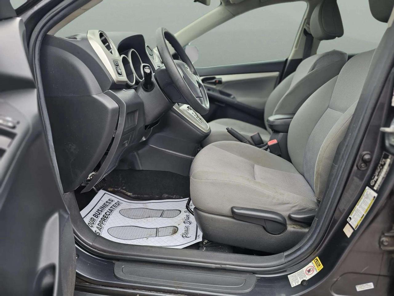 2009 Toyota Matrix  - Photo #9