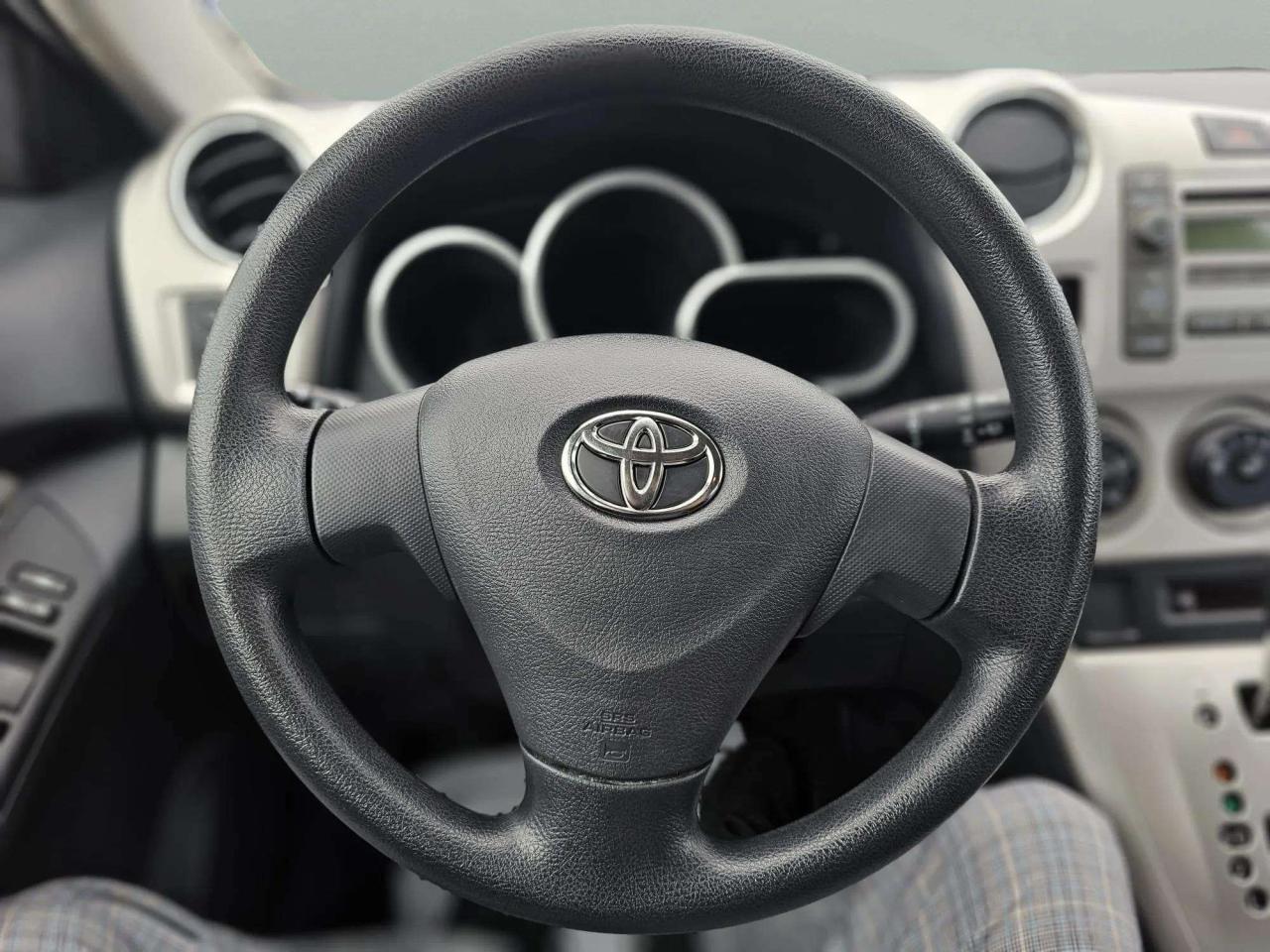 2009 Toyota Matrix  - Photo #11