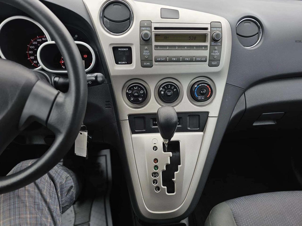 2009 Toyota Matrix  - Photo #14