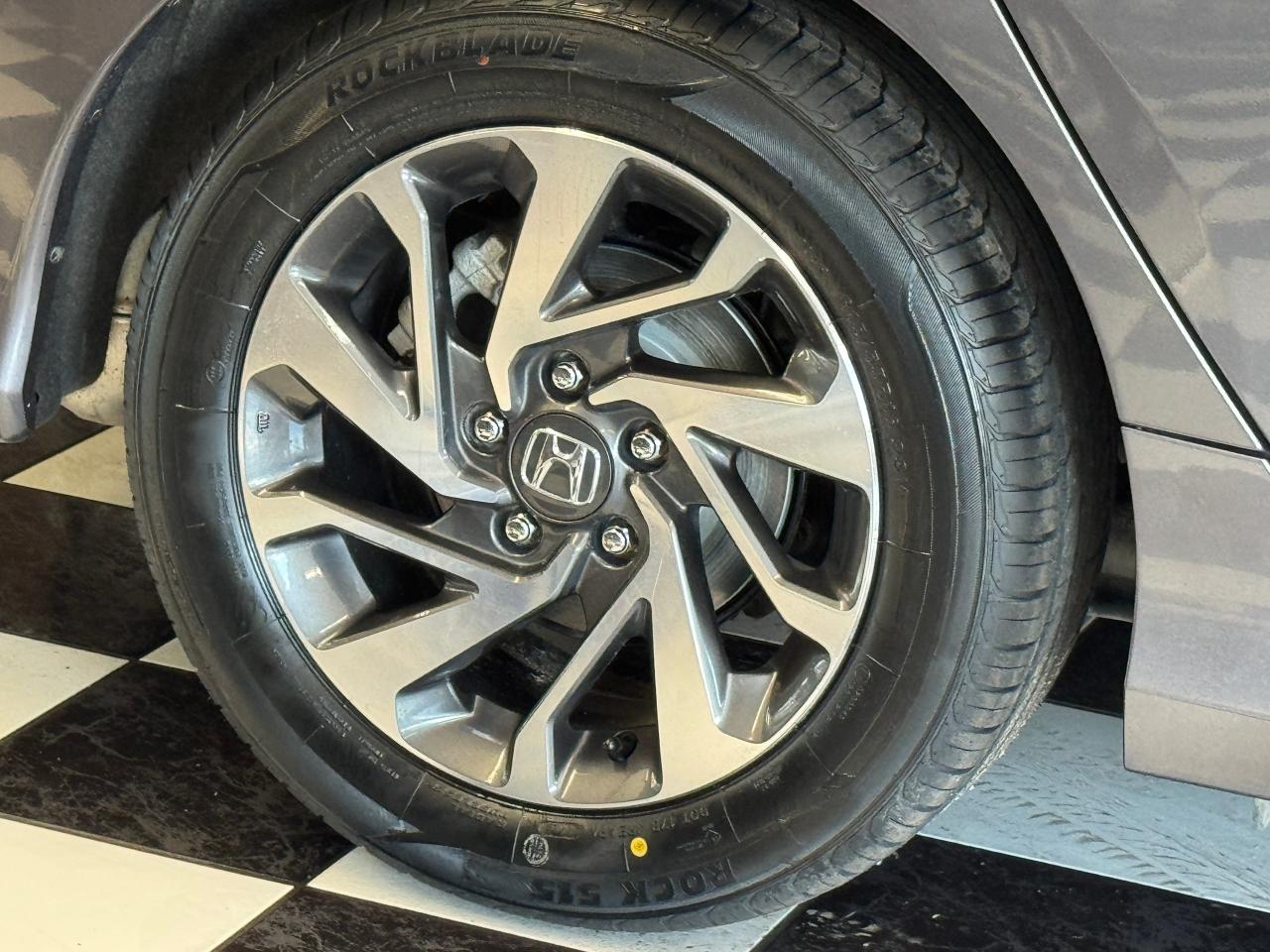 2018 Honda Civic SE+New Tires+Brakes+Hone Sense+CLEAN CARFAX Photo54