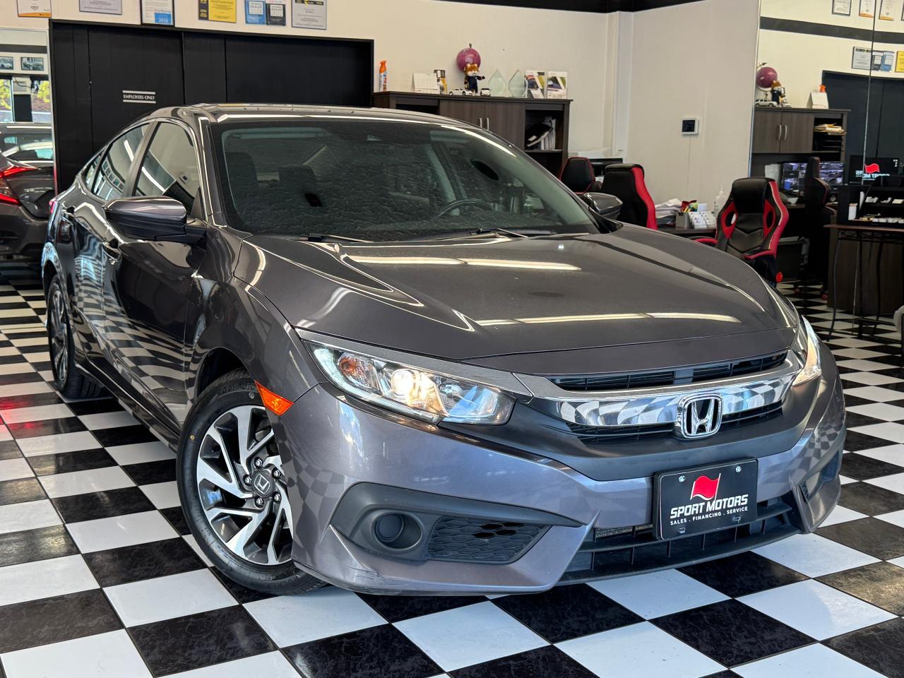 2018 Honda Civic SE+New Tires+Brakes+Hone Sense+CLEAN CARFAX Photo86