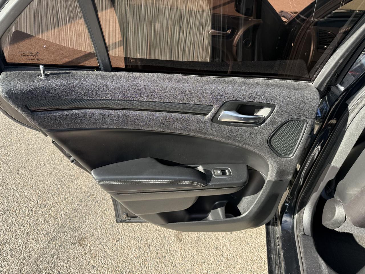 2016 Chrysler 300 300S****Leather*Pano-Roof**Murdered Out! - Photo #7