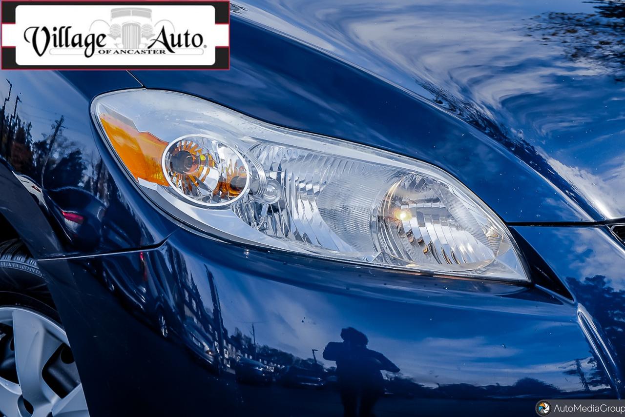 2012 Toyota Matrix  - Photo #2