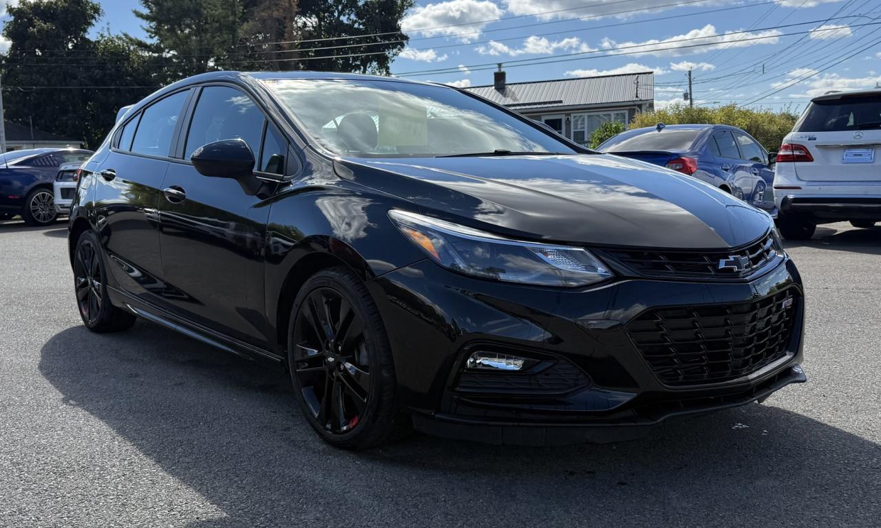Used 2018 Chevrolet Cruze LT / 5DOOR HATCHBACK / RS PACKAGE / LOW KMS / POWER SUNROOF / LARGE TOUCH SCREEN ENTERTAINMENT for sale in Truro, NS
