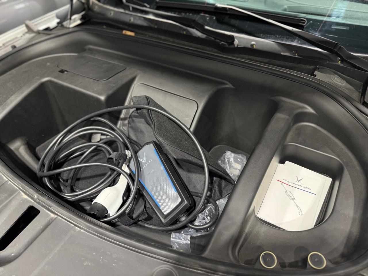 2024 VinFast VF 8 Eco AWD - Photo #20