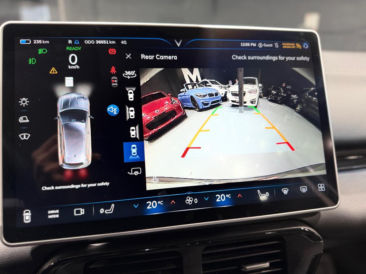 2024 VinFast VF 8 Eco AWD Photo