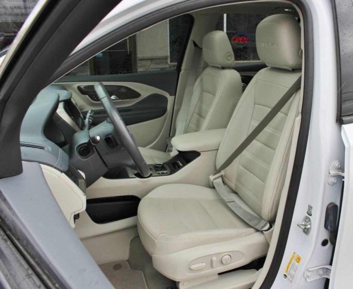 2022 GMC Terrain Denali*AWD*Low Ks*Heated Leather*Moon Roof*CarPlay - Photo #15