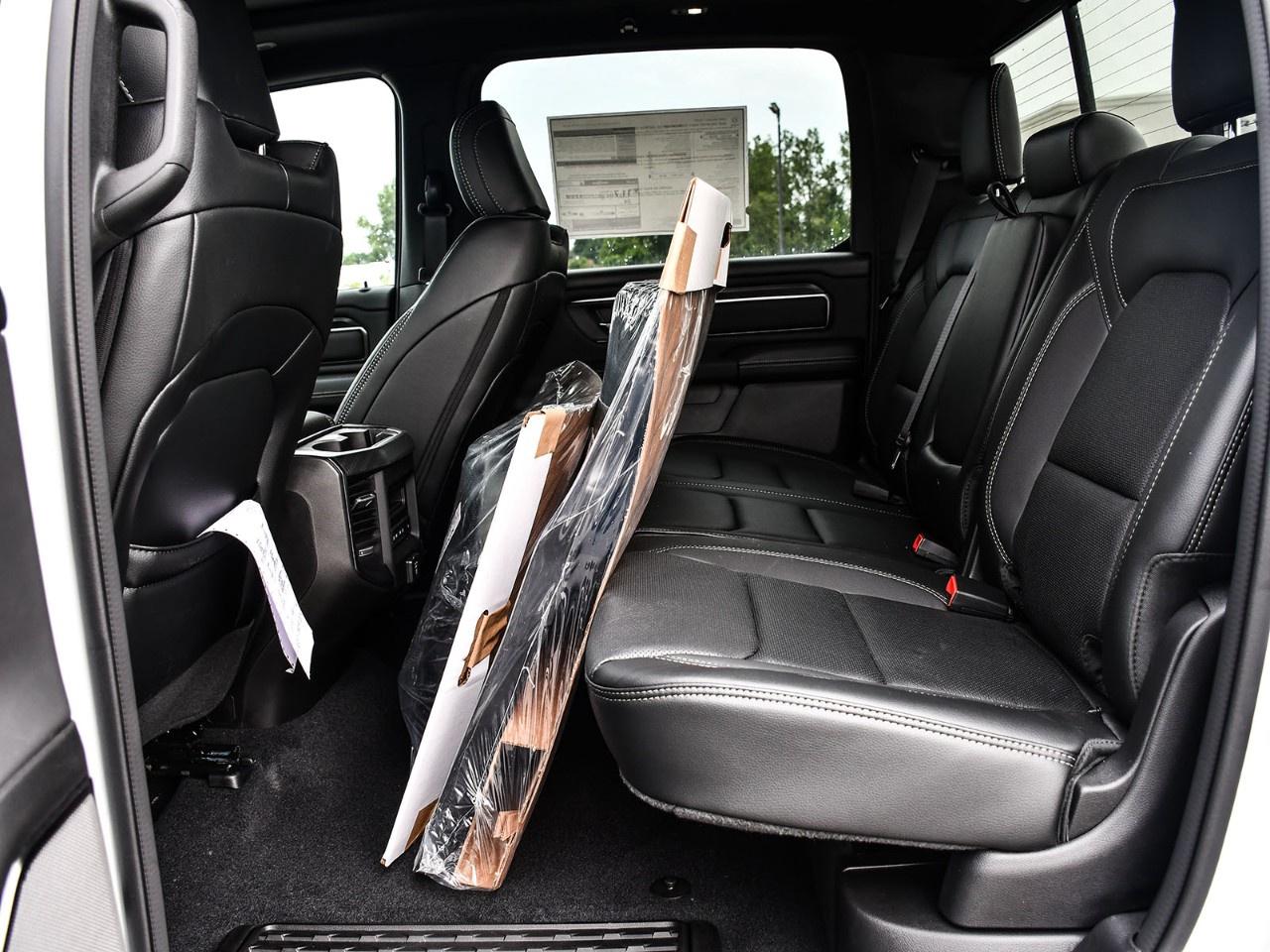2026 RAM 1500 SPORT 4X4 CREW CAB 5'7" BOX Photo