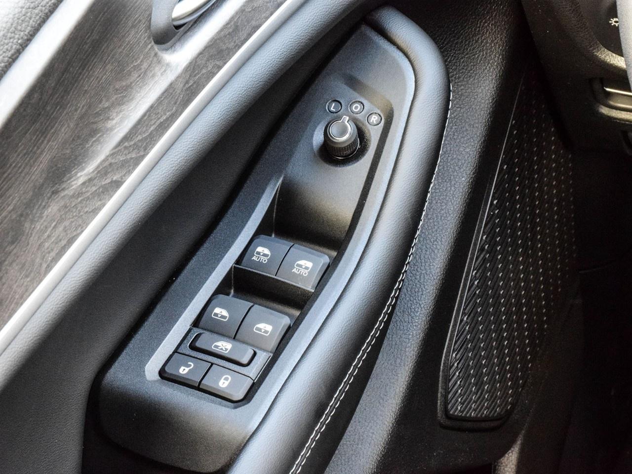 2025 Jeep Grand Cherokee L Limited 4x4 Photo