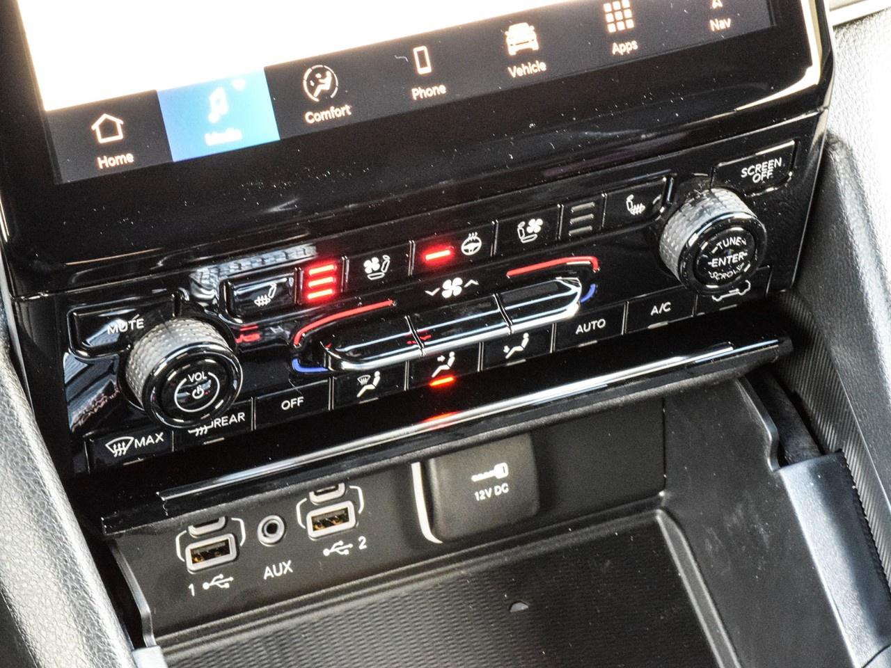 2025 Jeep Grand Cherokee L Limited 4x4 Photo