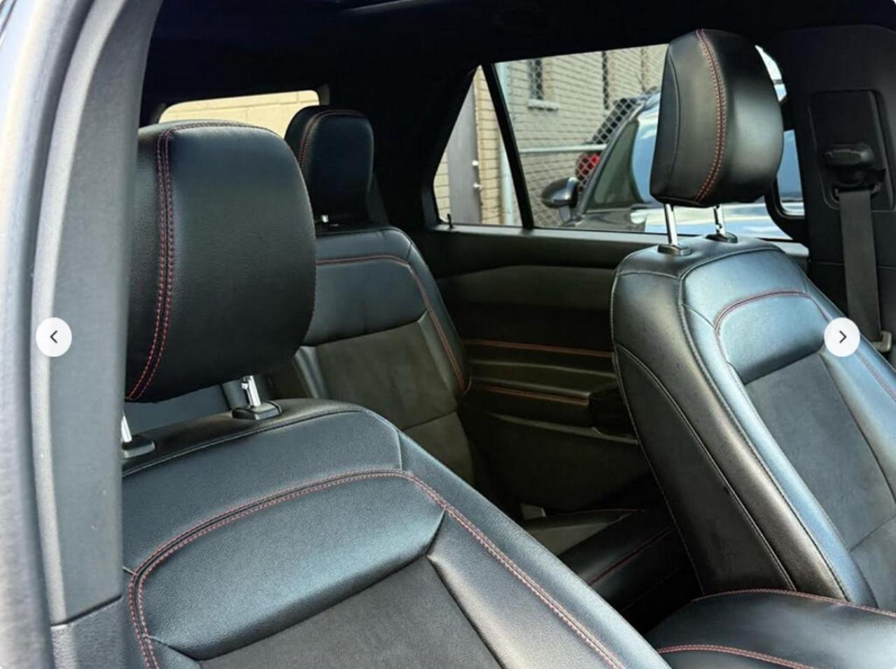 2022 Ford Explorer ST-Line Photo